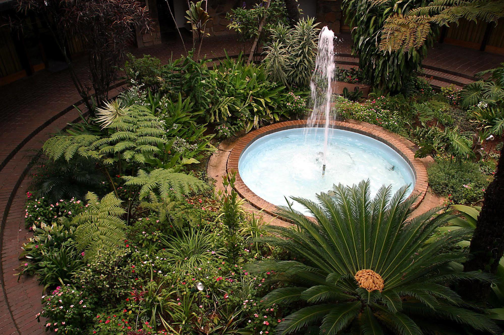 Protea Hotel Winkler White River Exterior foto