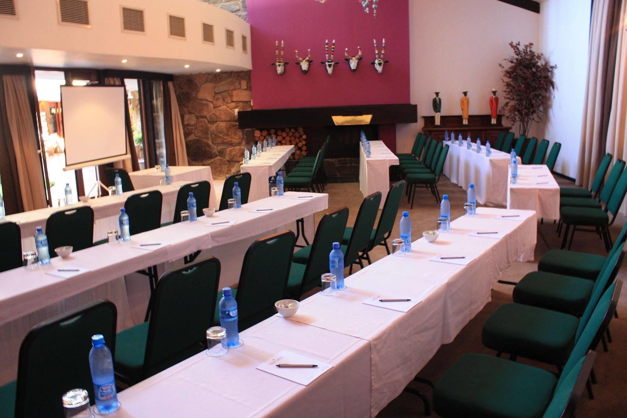 Protea Hotel Winkler White River Exterior foto