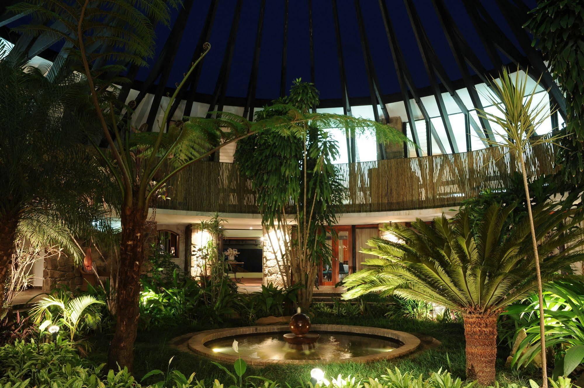 Protea Hotel Winkler White River Exterior foto